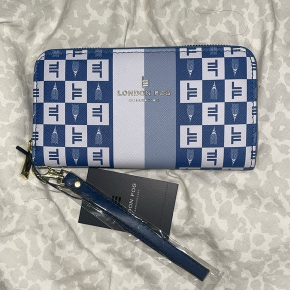 London Fog Handbags - London Fog Navy and White Checkered Zip Around Wallet